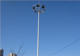 大功率灯更适合使用高杆灯